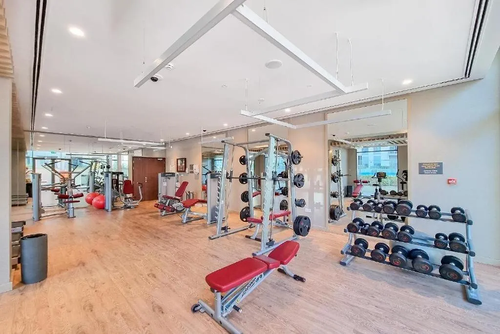 1Br Fully Furnished Apartment In Dubai
