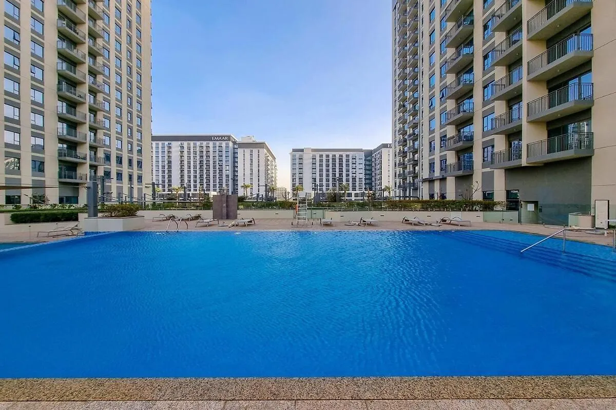 1Br Fully Furnished Apartment In Dubai 0*,  United Arab Emirates